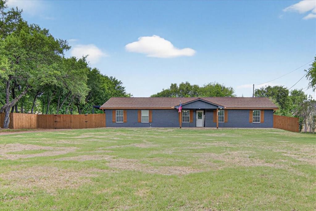 383 Overlook Road Valley Mills, TX 76689 - Photo 3 of 40