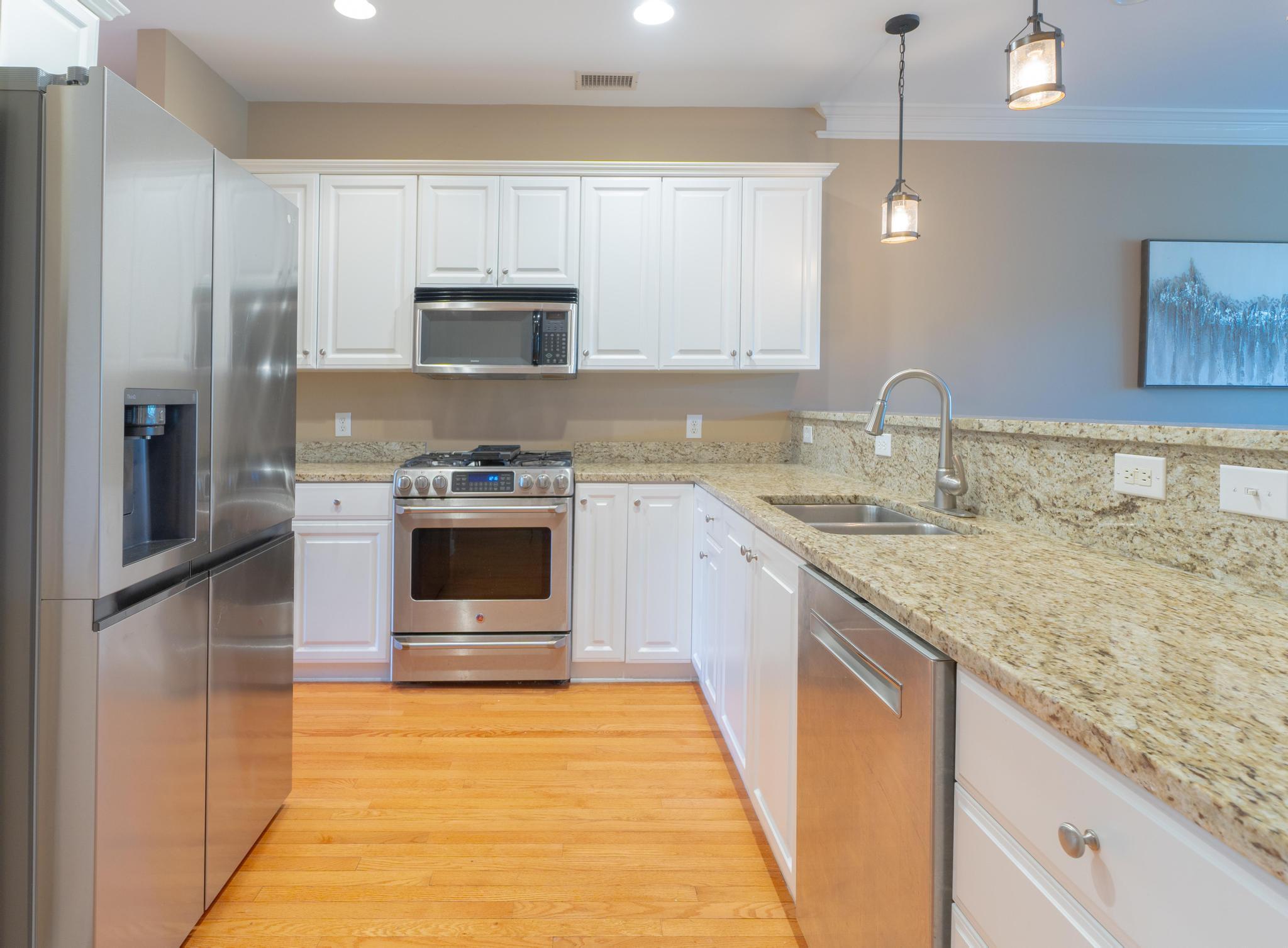 601 Merrifield Court Mount Pleasant, SC 29466 - Photo 7 of 21 601 merrifield-13