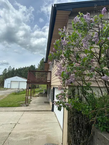 $549,900 | 1001 West Walnut Street, Newport, WA 99156