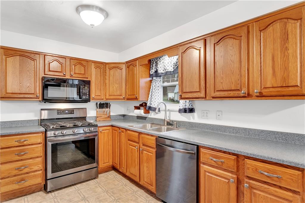 161 Midvale Road Wampum, PA 16157 - Photo 6 of 25 Gallery Image 6