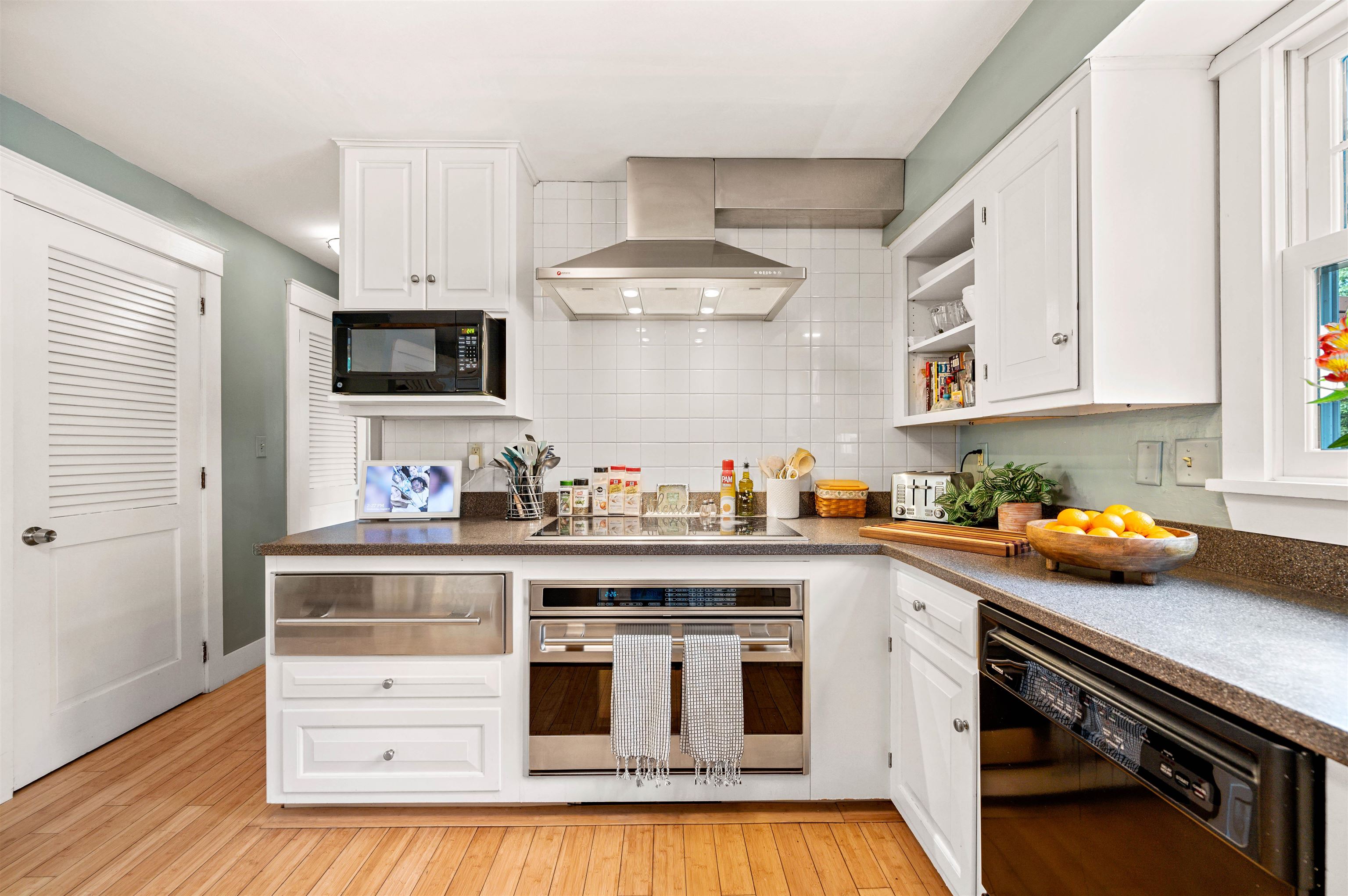 1134 Crosstown Road Berlin, VT 05602 - Photo 16 of 58