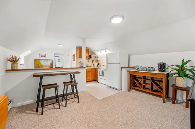 $850,000 | 1134 Crosstown Road, Berlin, VT 05602