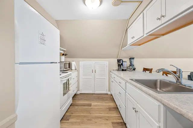 $850,000 | 1134 Crosstown Road, Berlin, VT 05602