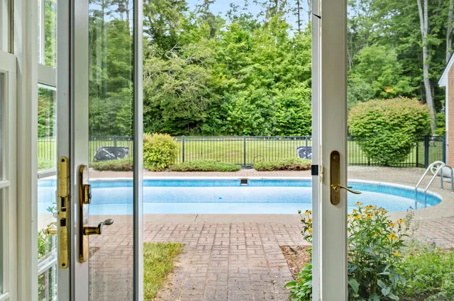 $850,000 | 1134 Crosstown Road, Berlin, VT 05602