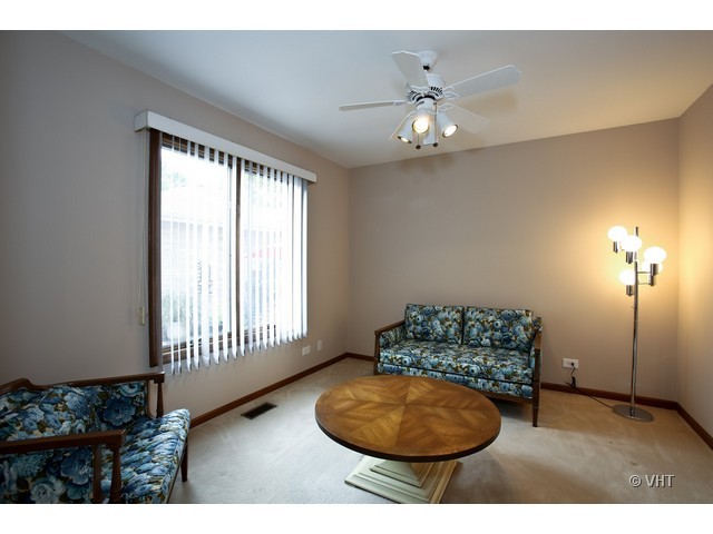 104 Quail Drive Countryside, IL 60525 - Photo 6 of 12