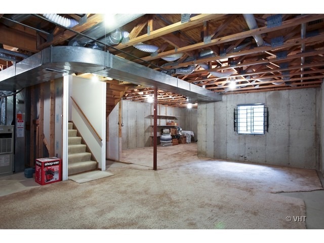 104 Quail Drive Countryside, IL 60525 - Photo 9 of 12