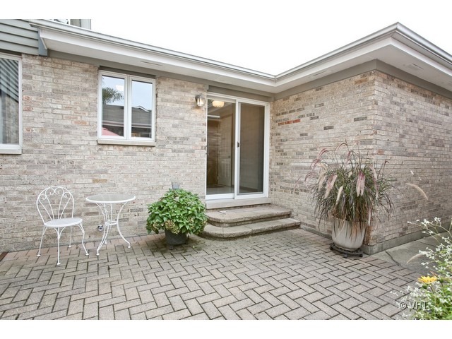 104 Quail Drive Countryside, IL 60525 - Photo 10 of 12
