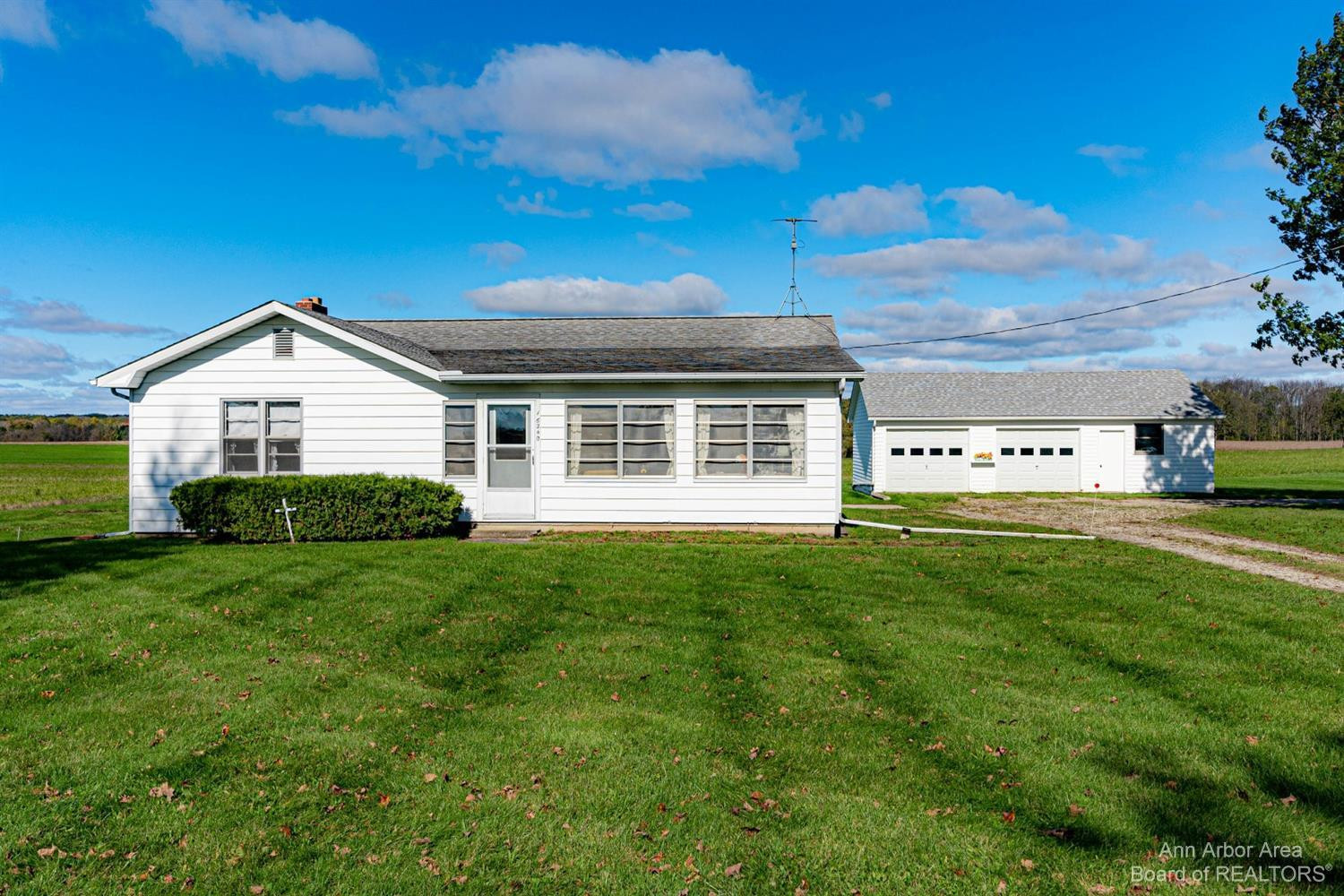 16240 Sharon Valley Road Manchester, MI 48158 - Photo 2 of 48 Photo 2