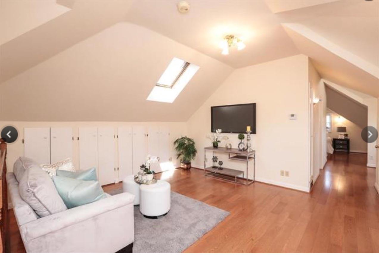 340 Kipling Street Palo Alto, CA 94301 - Photo 3 of 8 a living room with furniture and a flat screen tv