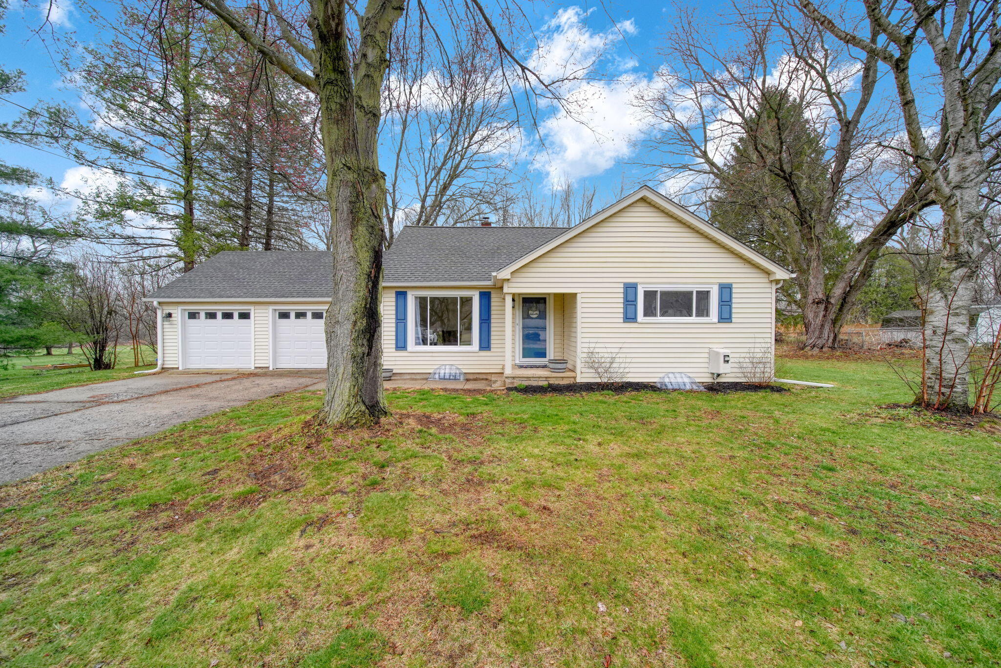 3032 Hendee Road Jackson, MI 49201 - Photo 3 of 41 3