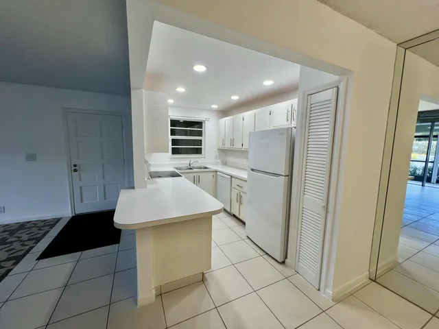 $1,750 | 1000 Northwest 13th Street, Unit 113A, Boca Raton, FL 33486