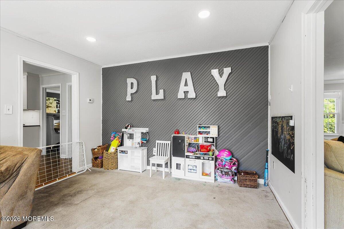 16 Newcastle Road Freehold, NJ 07728 - Photo 10 of 32 12-Living Room