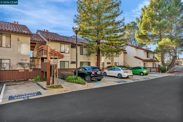 $535,000 | 22135 Sevilla Road, Unit 32, Hayward, CA 94541
