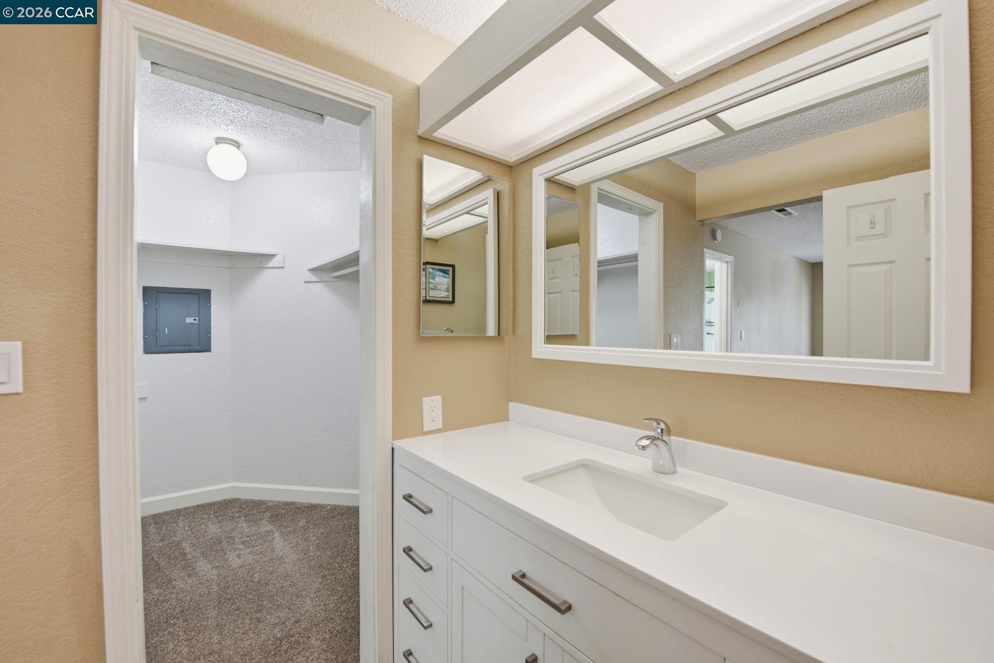 22135 Sevilla Road, Unit 32 Hayward, CA 94541 - Photo 43 of 50