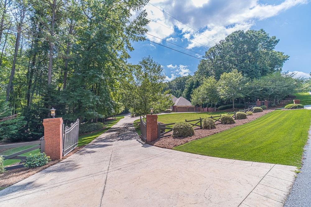 2431 Rabbit Farm Circle Loganville, GA 30052 - Photo 3 of 65