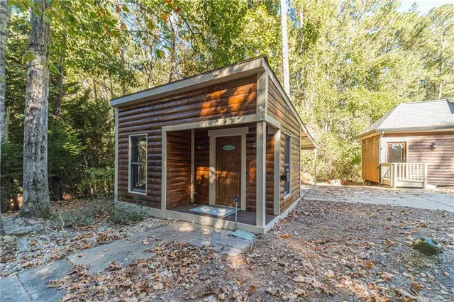 $1,845,000 | 2431 Rabbit Farm Circle, Loganville, GA 30052