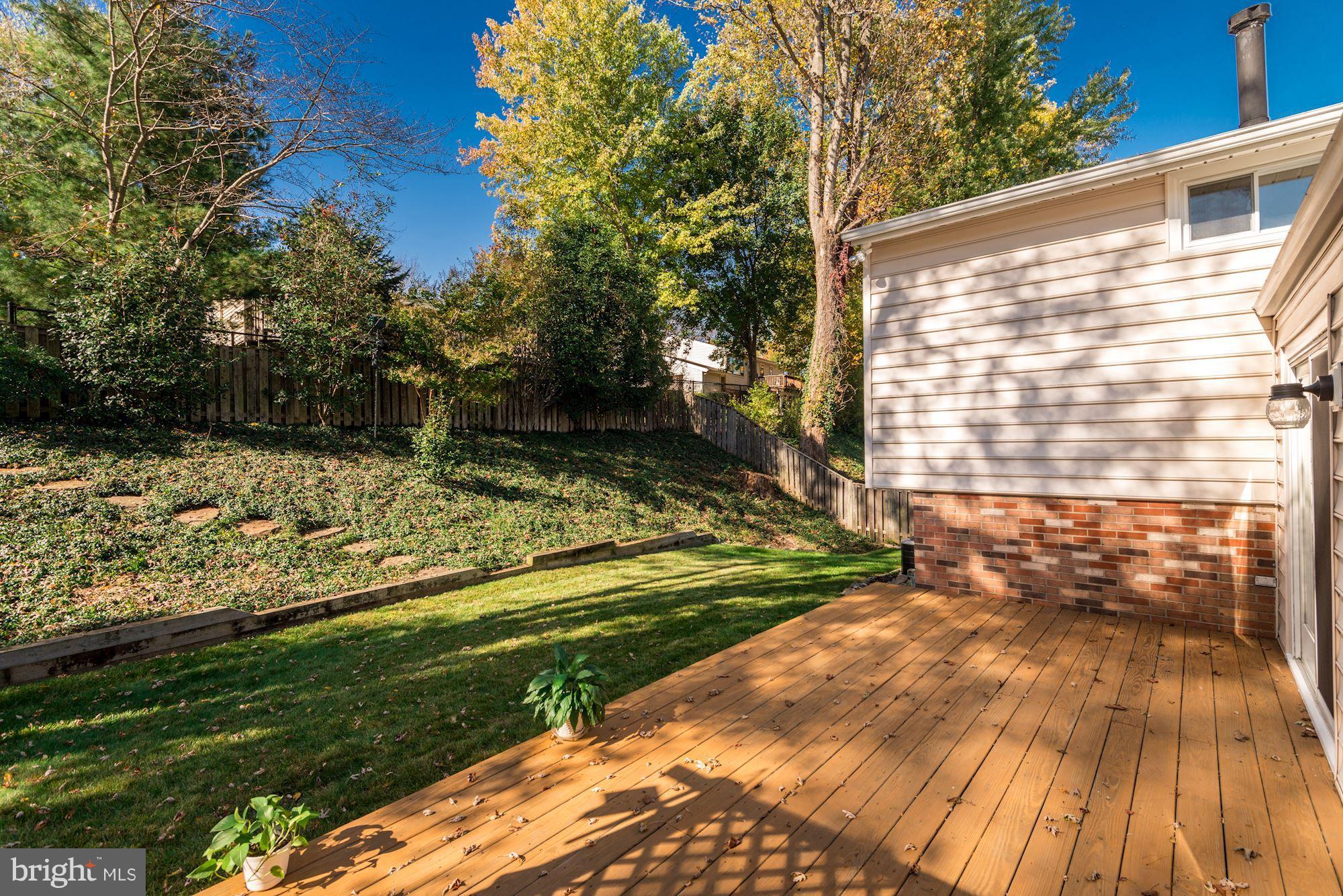 6912 Gillings Road Springfield, VA 22152 - Photo 23 of 28 Exterior (Rear)
