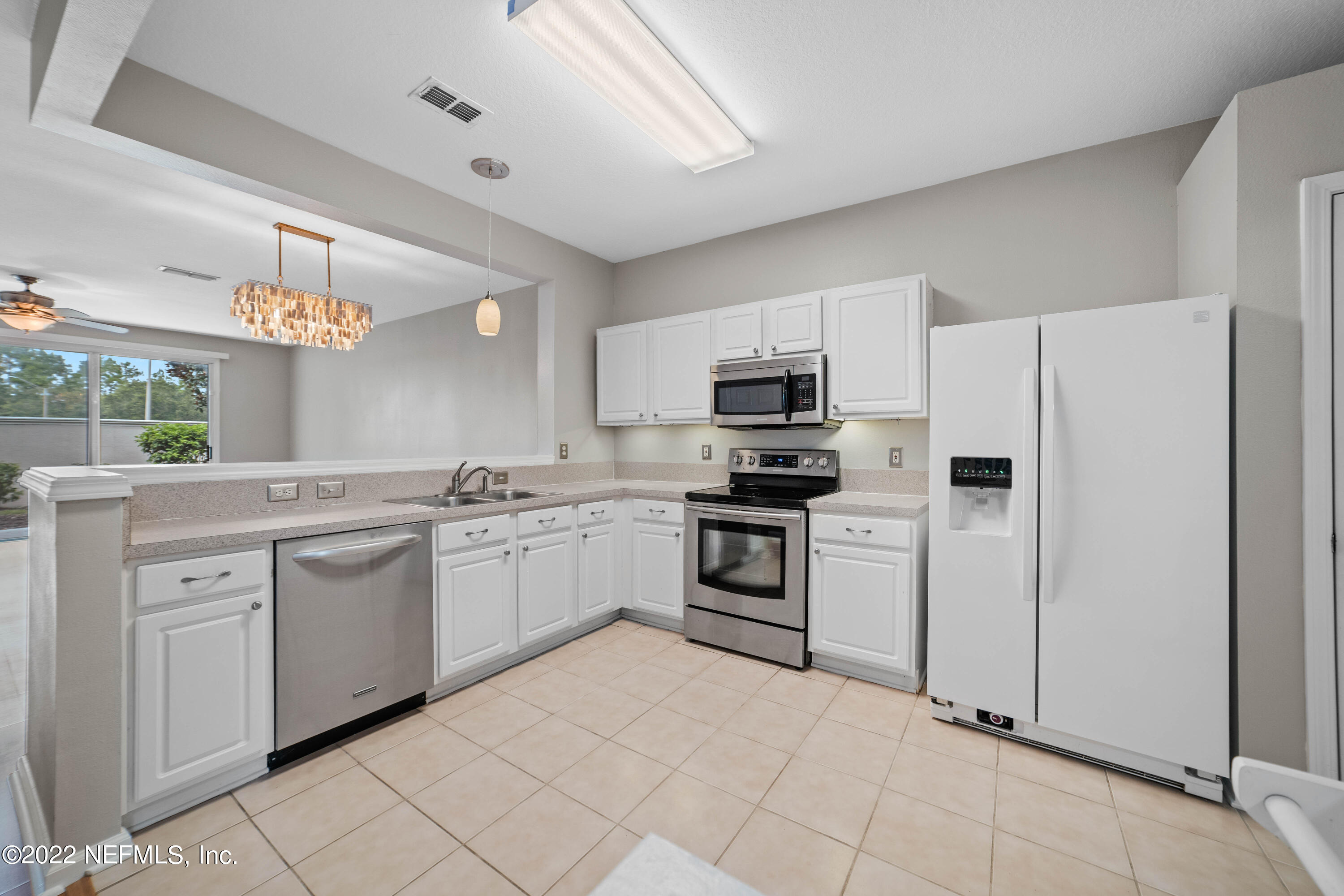 7990 Baymeadows Road East, Unit 1203 Jacksonville, FL 32256 - Photo 2 of 37 Kitchen