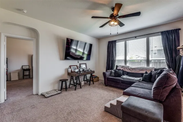 $329,000 | 115 Schuylerville Drive, Elgin, TX 78621