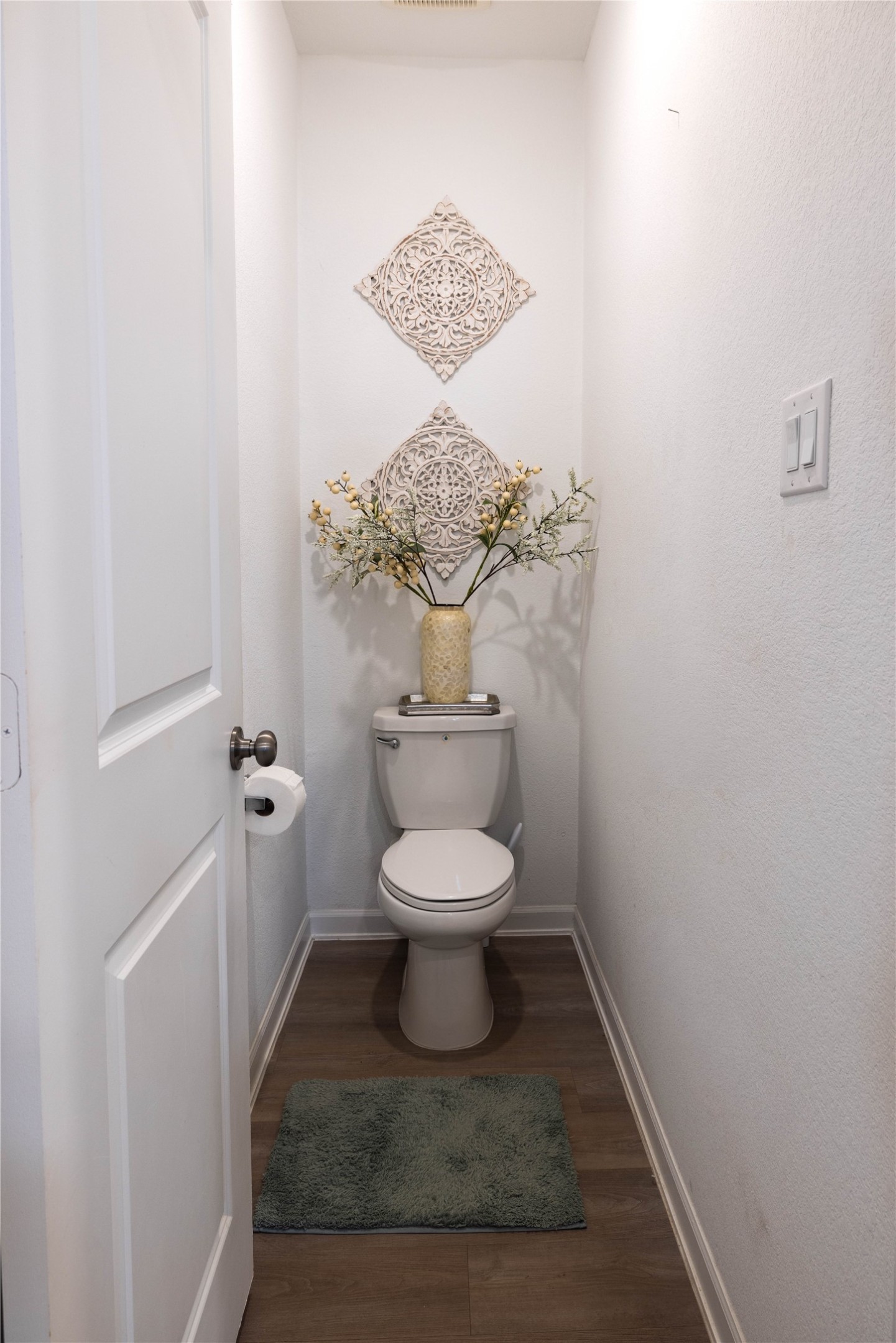 5715 Prairie Chapel Road Katy, TX 77493 - Photo 24 of 30 a bathroom with a toilet and a mirror