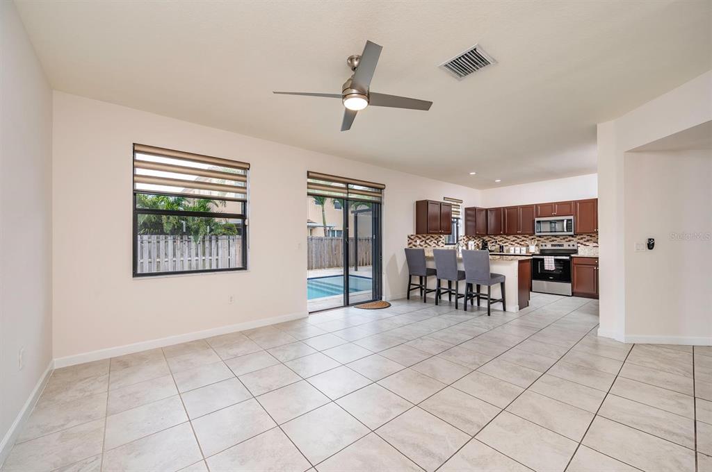 25006 Southwest 118th Avenue Homestead, FL 33032 - Photo 12 of 46