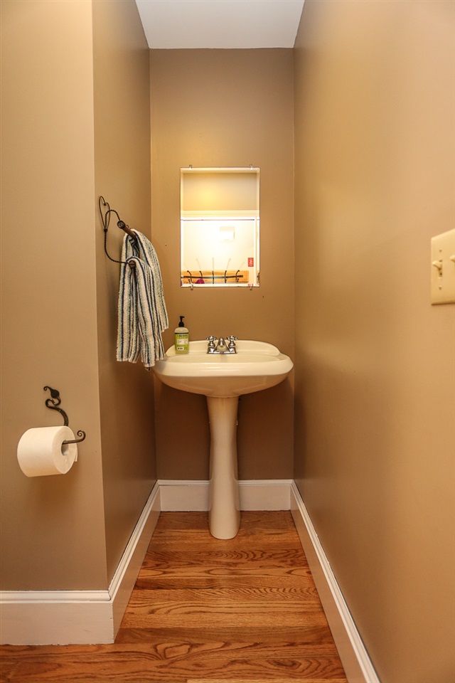 104 Hatfield Road Weare, NH 03281 - Photo 11 of 40 Gallery Image 11