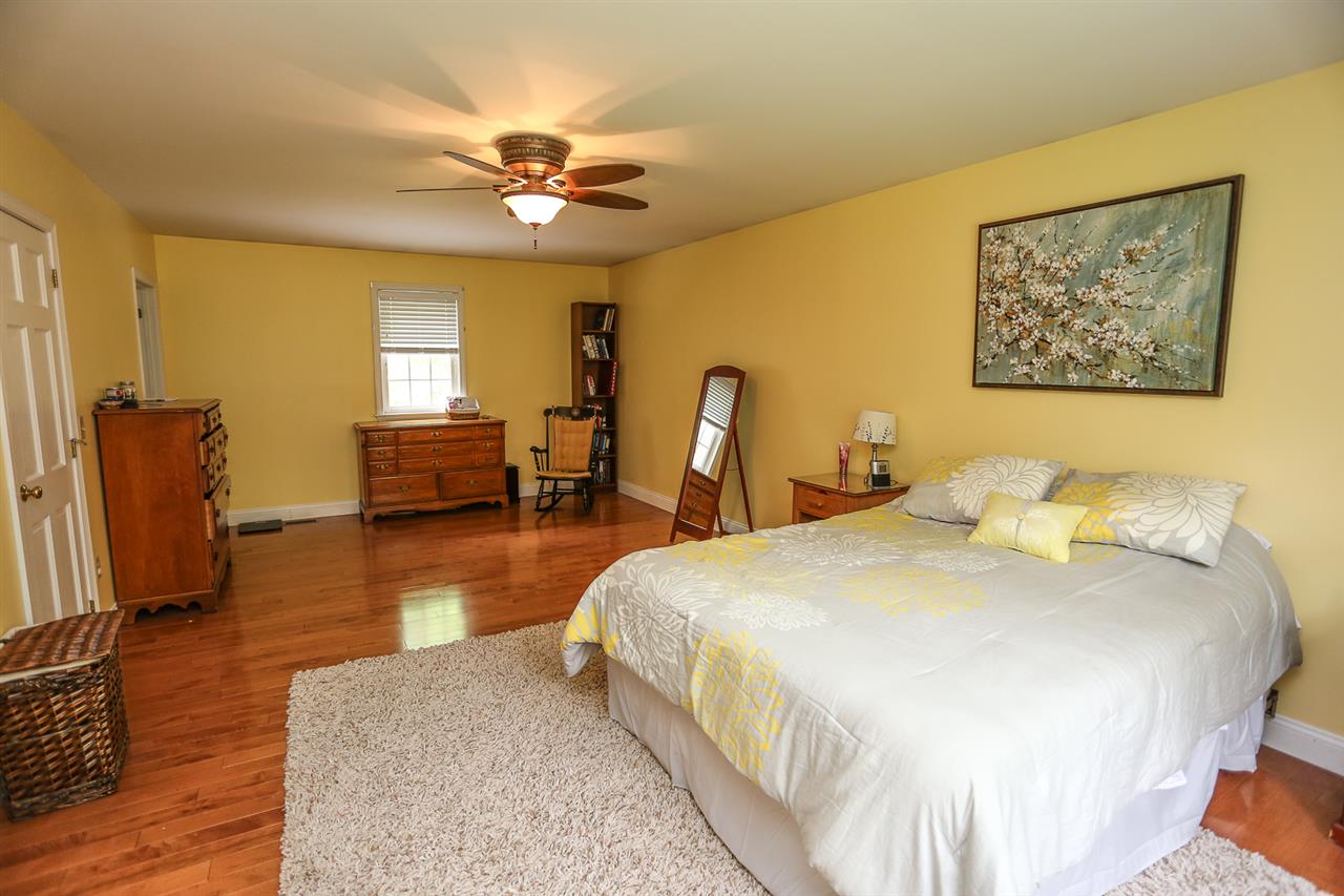 104 Hatfield Road Weare, NH 03281 - Photo 21 of 40 Gallery Image 21