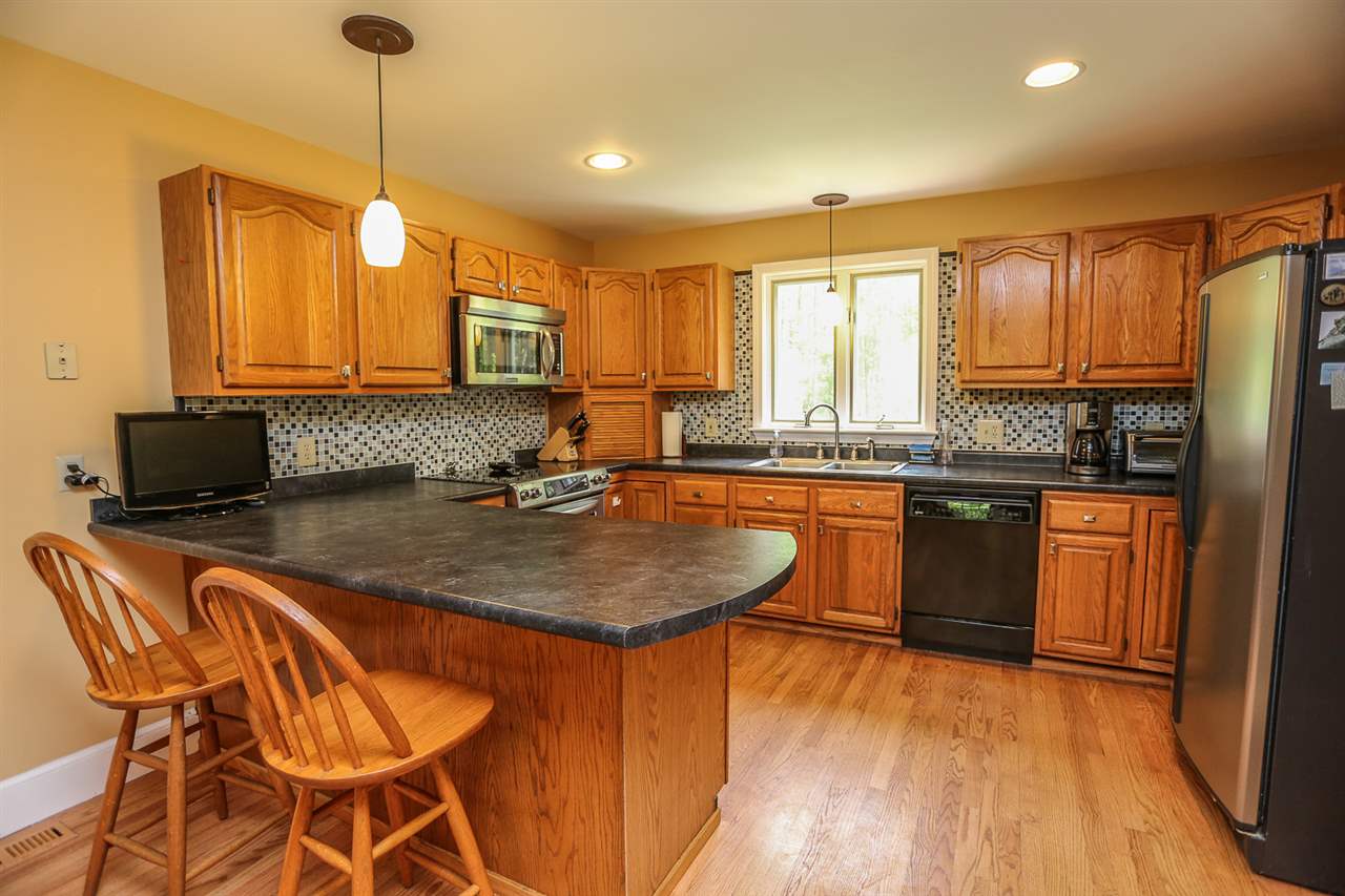 104 Hatfield Road Weare, NH 03281 - Photo 5 of 40 Gallery Image 5