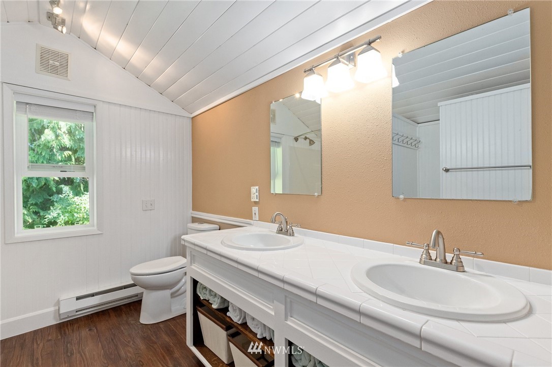 5011 Erlands Point Road Northwest Bremerton, WA 98312 - Photo 34 of 40 Gallery Image 34
