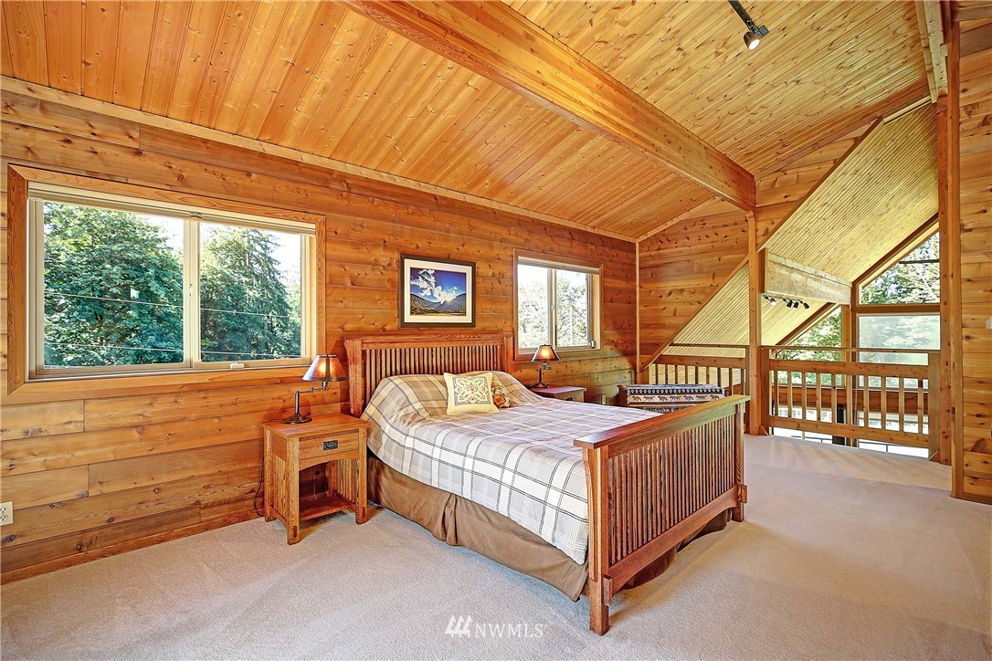 16335 Tiger Mountain Road Southeast Issaquah, WA 98027 - Photo 14 of 33 Gallery Image 14