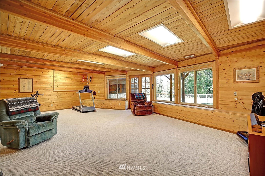 16335 Tiger Mountain Road Southeast Issaquah, WA 98027 - Photo 17 of 33 Gallery Image 17