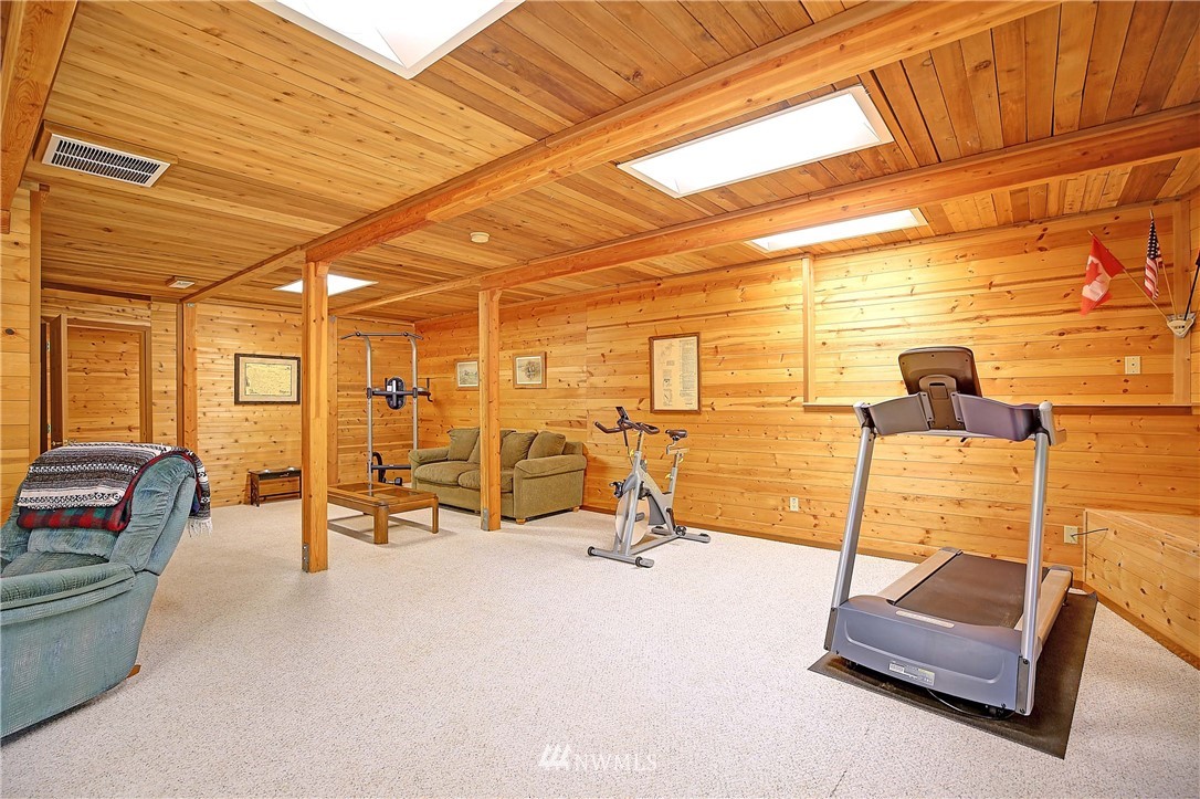 16335 Tiger Mountain Road Southeast Issaquah, WA 98027 - Photo 19 of 33 Gallery Image 19