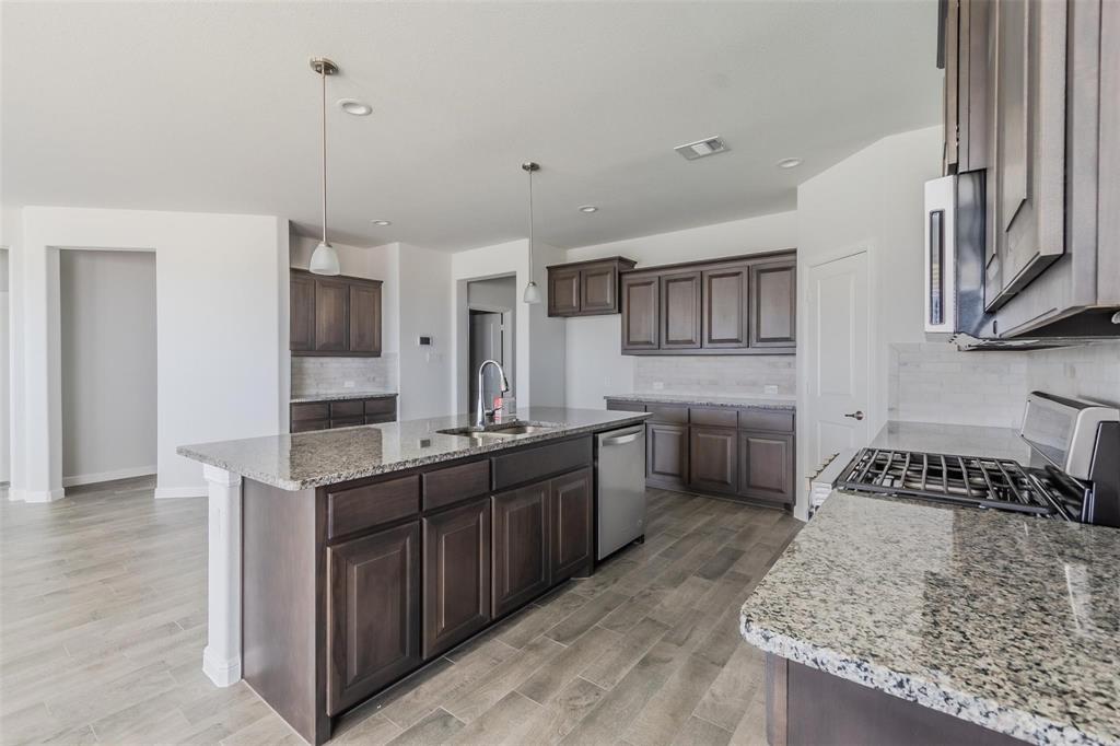 1343 Fox Hollow Road Krum, TX 76249 - Photo 9 of 37