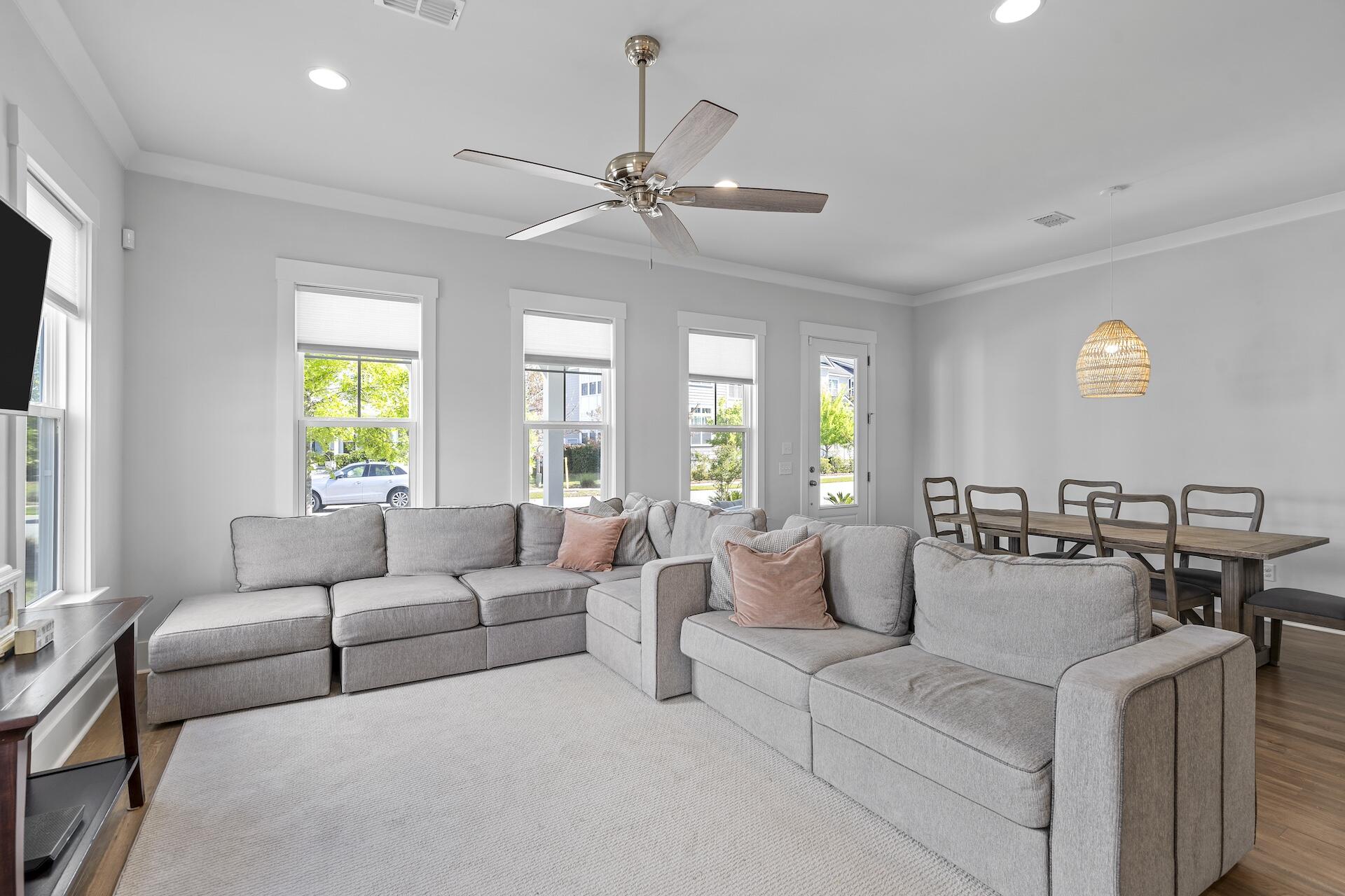 3130 Sturbridge Road Mount Pleasant, SC 29466 - Photo 6 of 35 SDH02115