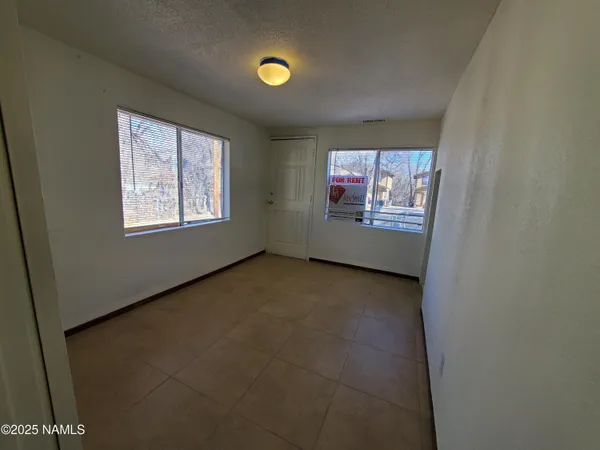$2,900 | 515 South O'Leary Street, Flagstaff, AZ 86001