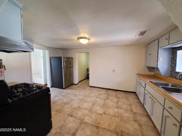 $2,900 | 515 South O'Leary Street, Flagstaff, AZ 86001