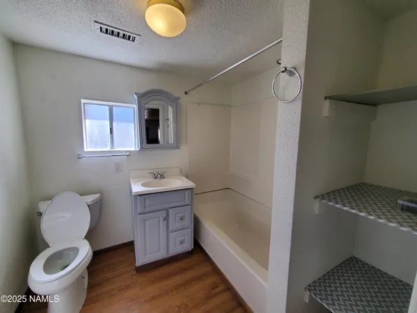 $2,900 | 515 South O'Leary Street, Flagstaff, AZ 86001