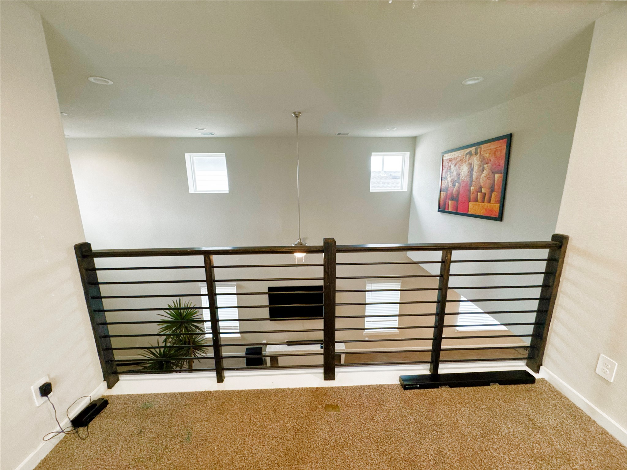 12711 Basinghall Lane Houston, TX 77047 - Photo 17 of 25 a view of entryway