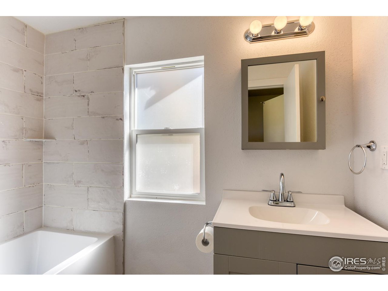 415 10th Street Greeley, CO 80631 - Photo 14 of 26