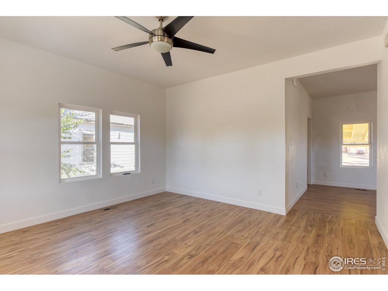 415 10th Street Greeley, CO 80631 - Photo 5 of 26