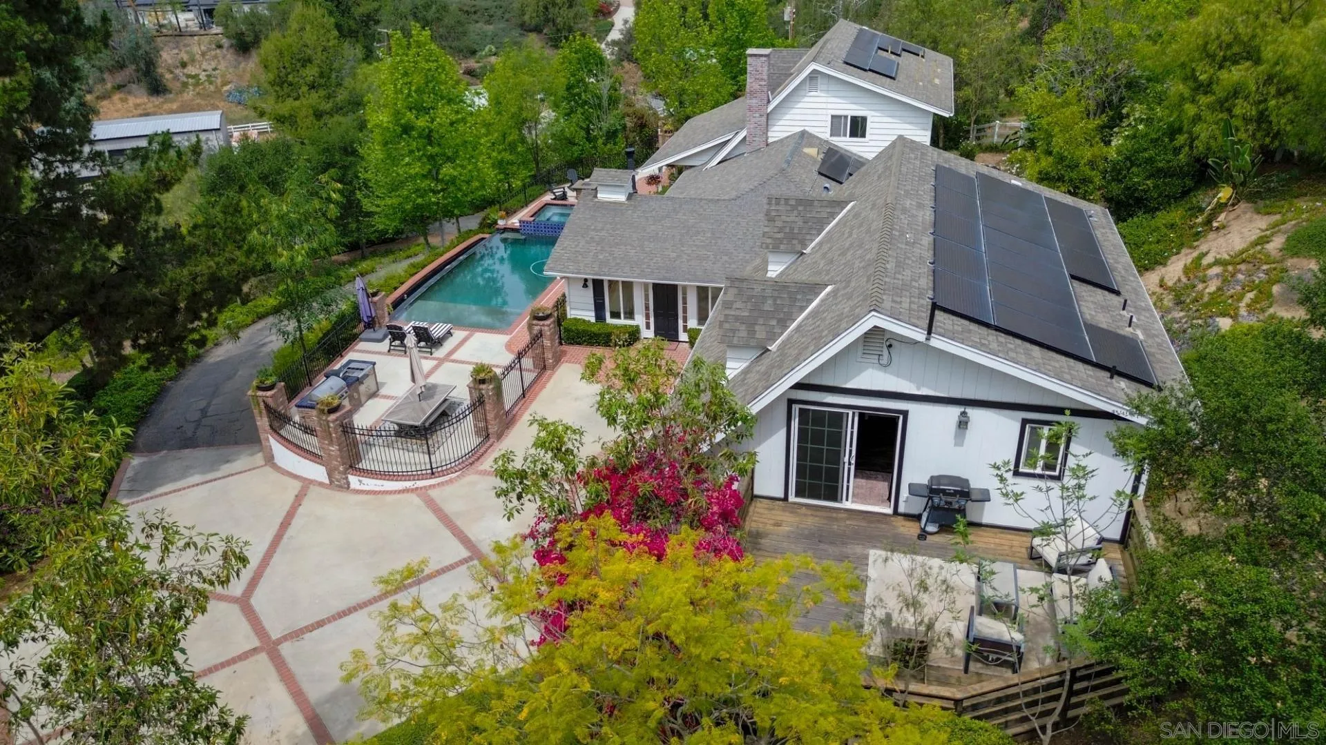 2422 Gird Road Fallbrook, CA 92028 - Photo 46 of 52 Gallery Image 46