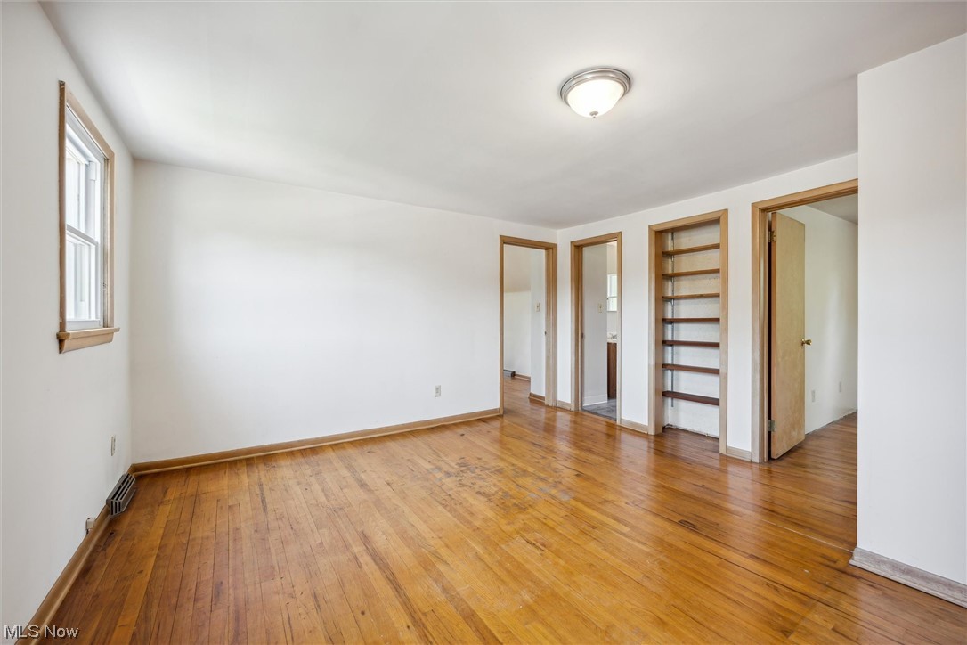 871 Lander Road Cleveland, OH 44143 - Photo 23 of 35
