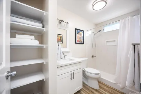 $1,689,000 | 528 Halela Street, Unit A, Kailua, HI 96734