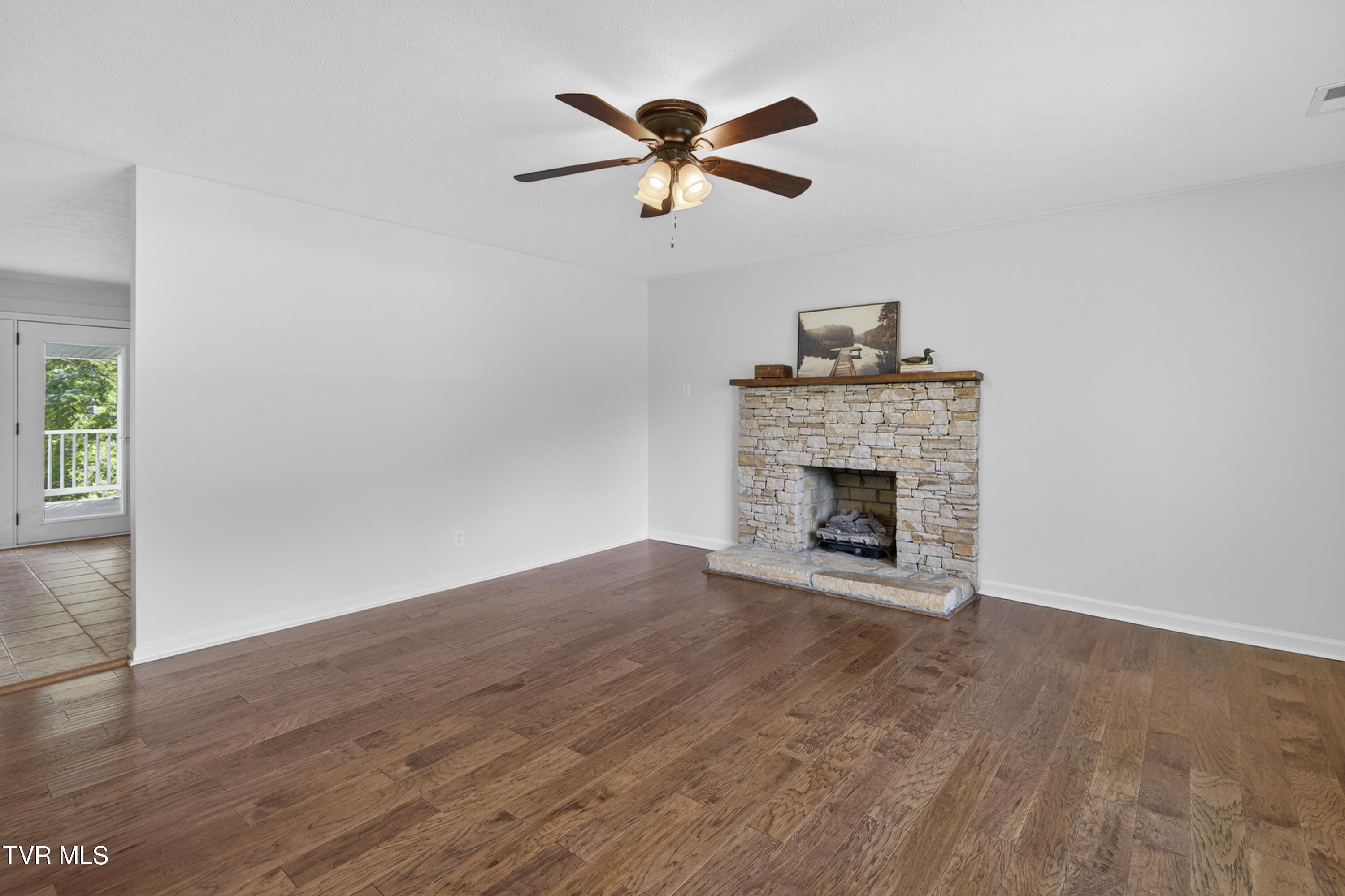 142 Backer Lane Damascus, VA 24236 - Photo 10 of 67 142-Backer-Ln-Damascus-VA Cynthia-Routon