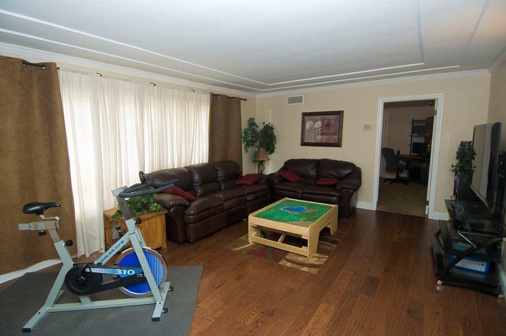 1284 El Rey Avenue El Cajon, CA 92021 - Photo 6 of 25 Gallery Image 6