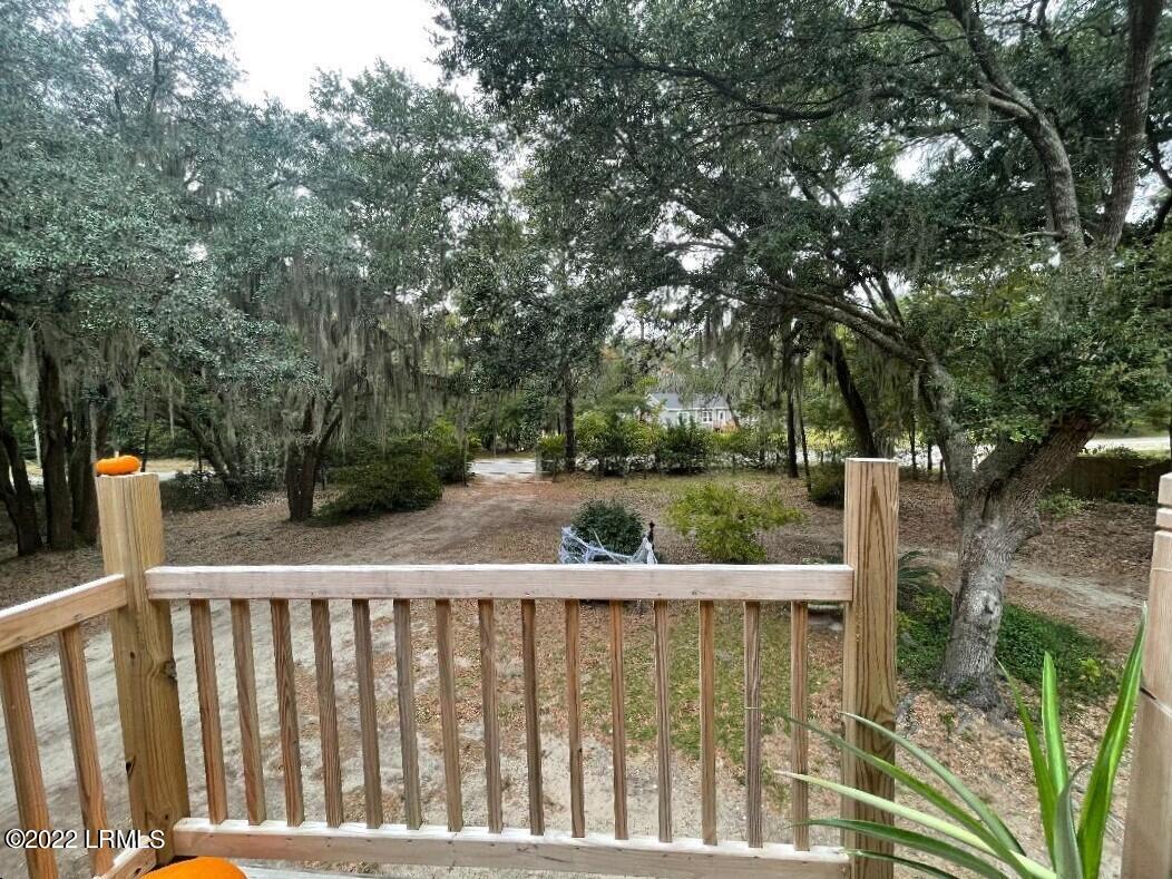 202 Tom Fripp Road St. Helena Island, SC 29920 - Photo 3 of 18 202 tfr 16