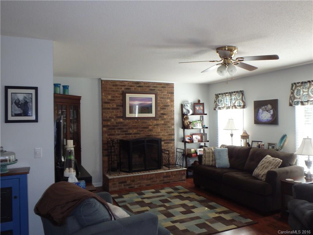 1638 Pioneer Road York, SC 29745 - Photo 6 of 14 Gallery Image 6