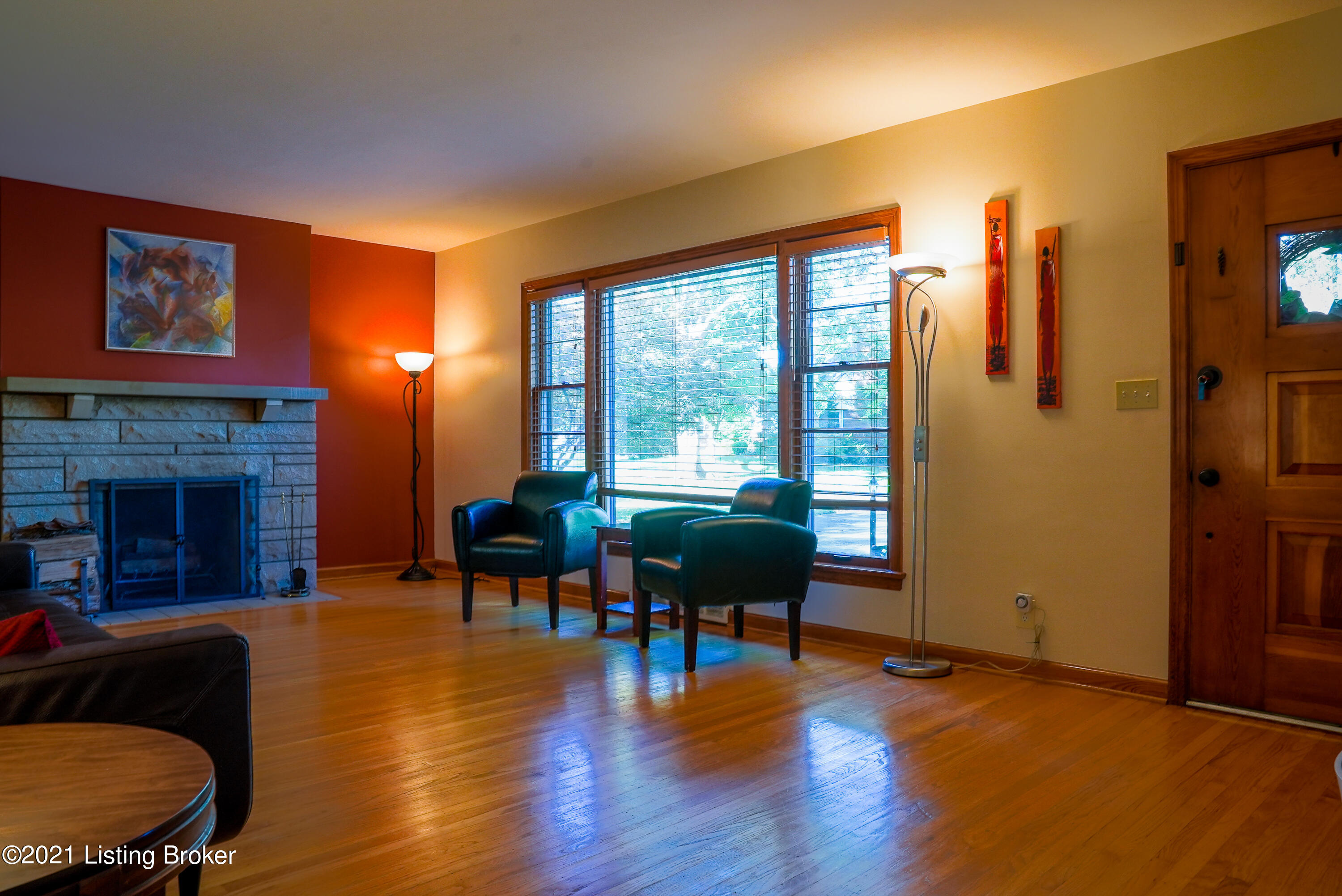 3714 Plymouth Road Louisville, KY 40207 - Photo 8 of 38 DSC01379-HDR - Copy