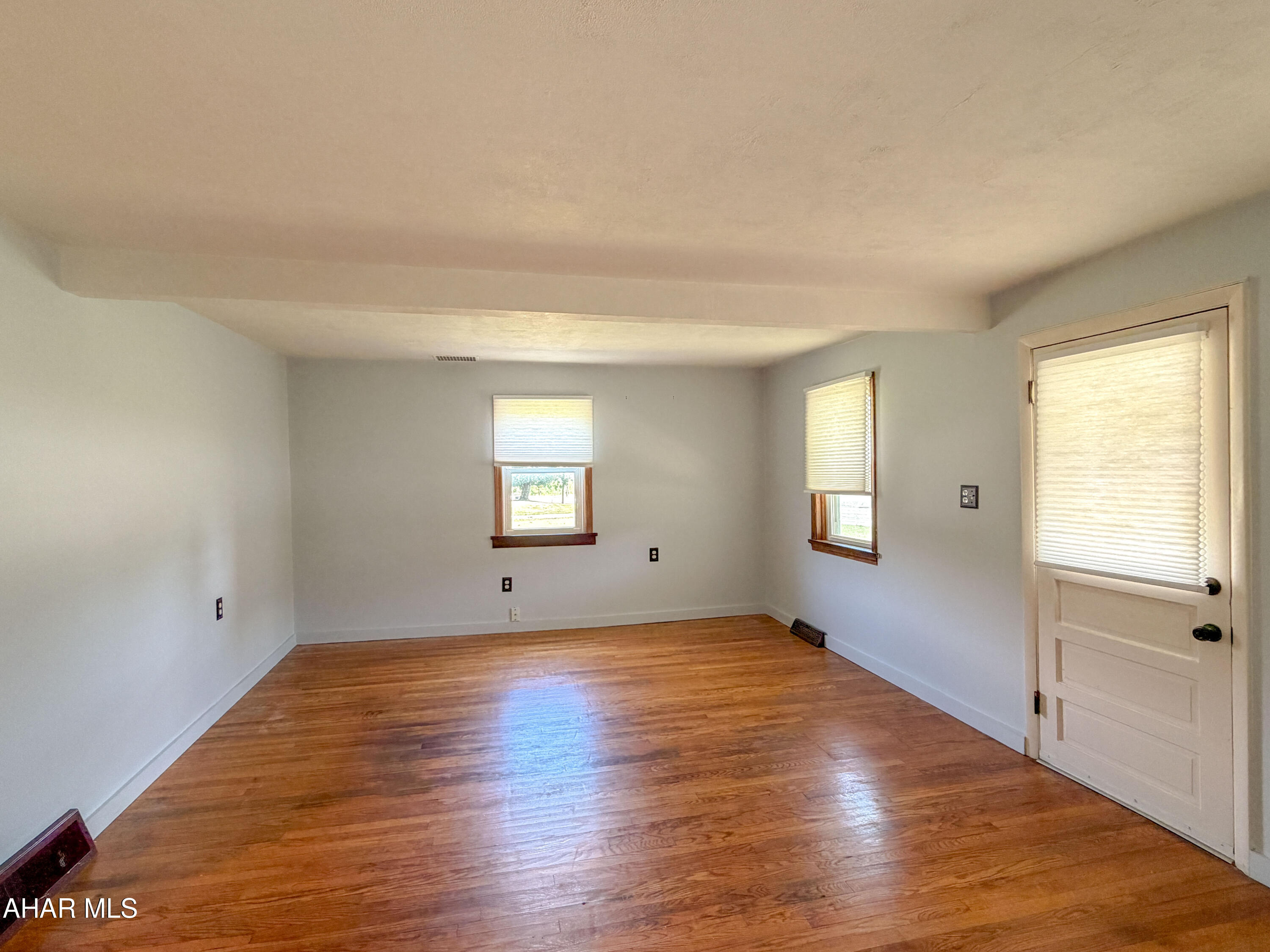 2391 Raystown Road Everett, PA 15537 - Photo 14 of 61
