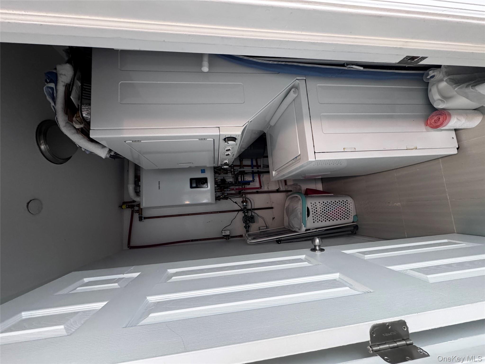 45 Kildare Road Island Park, NY 11558 - Photo 11 of 14